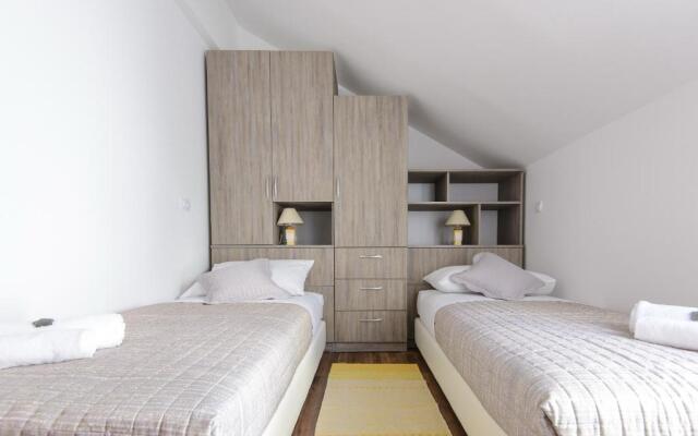 Apartments Violeta 2