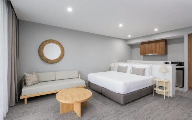 Abode Hotel Malua Bay – Guest Rooms – Malua Bay