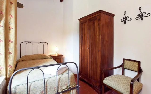 Pleasant Apartment With Swimming Pool,garden,bbq, Parking