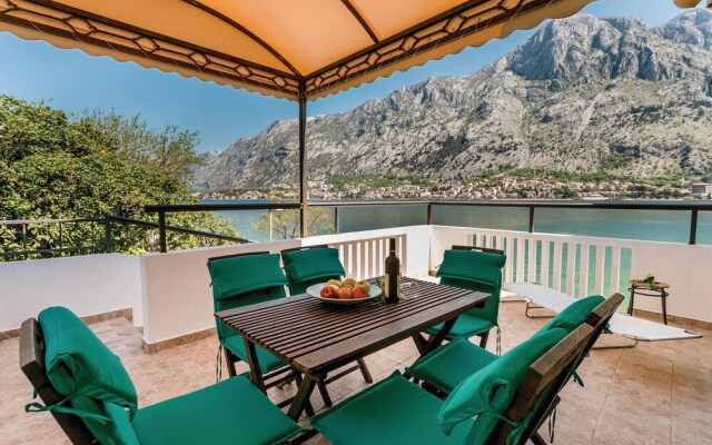 Beautiful Home in Kotor With 3 Bedrooms and Wifi