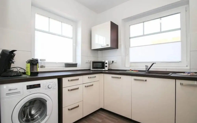 Klaus-Störtebeker-Weg 8