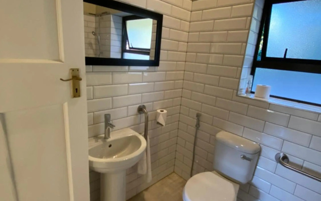 4 Wild Rose Country Lodge