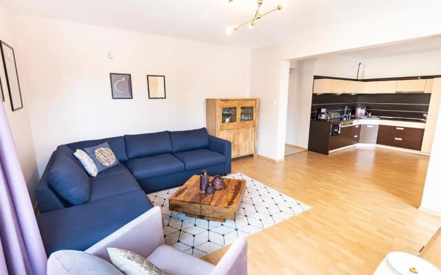 VacationClub - Zdrojowa 24 Apartament 25