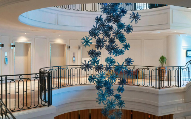 Renaissance Paris La Defense Hotel