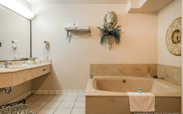 Quality Inn & Suites Manitou Springs at Pikes Peak