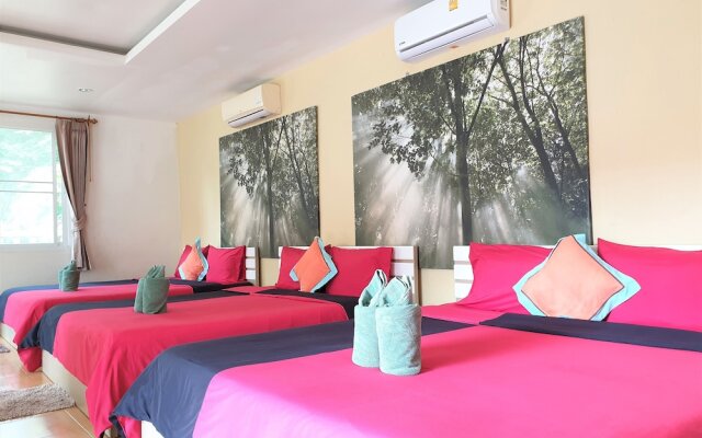 Sea Beach Koh Larn 3