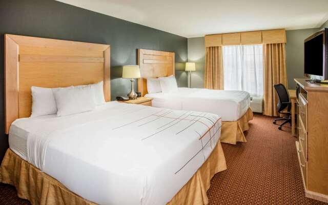 La Quinta Inn & Suites by Wyndham Rochester Mayo Clinic S