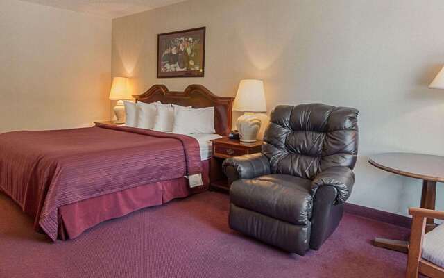 Quality Inn Ennis