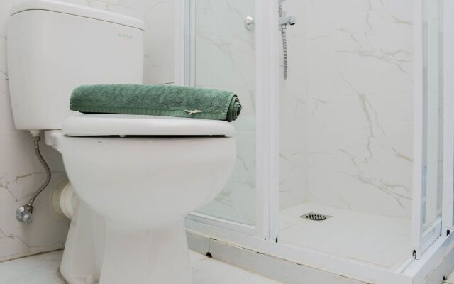 Comfy and Warm Studio Grand Kamala Lagoon Apartment