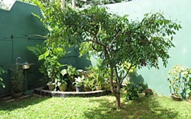 Vista Mount Lavinia Homestay