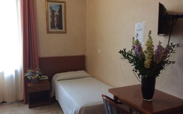 Hotel Astor Piacenza