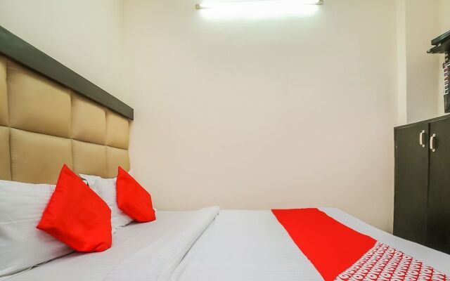 Pushpak Palace by OYO Rooms