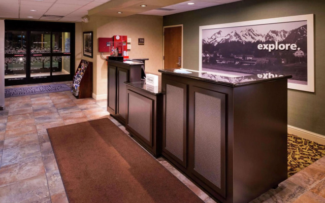 Hampton Inn & Suites Carson City