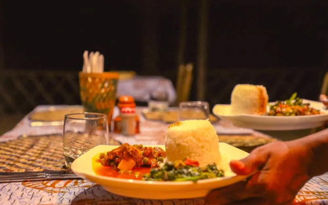 Selous Butembo Tented Lodge Lotus