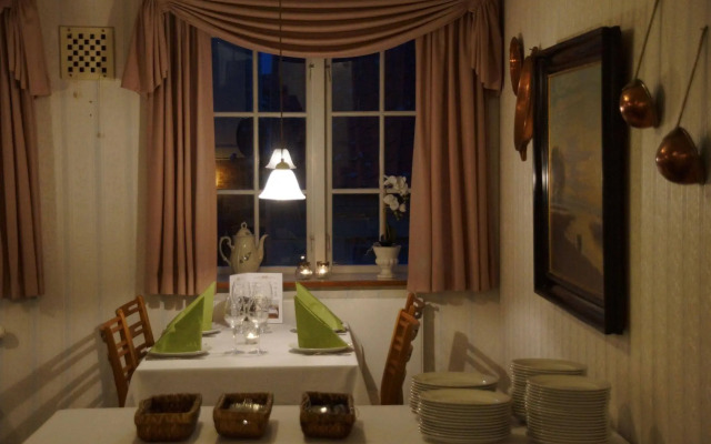 Hotel Sandvig Havn