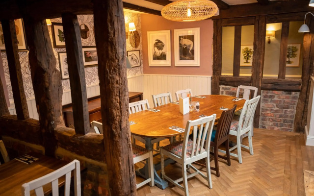 Berkshire Arms Hotel