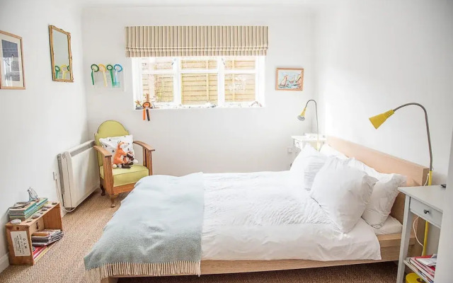 Honeybee Cottage