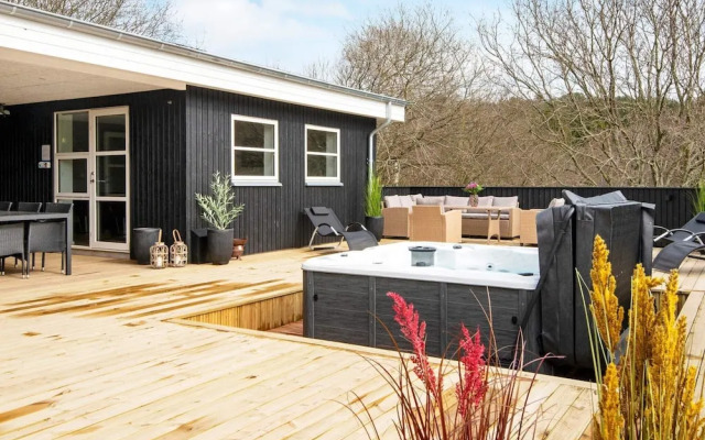 12 Person Holiday Home in Ebeltoft-by Traum
