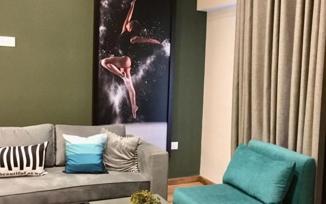 The Green Luxury Apartment