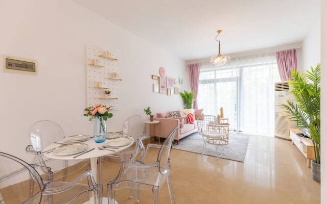 Locals Boutique Apartment Jida No.3
