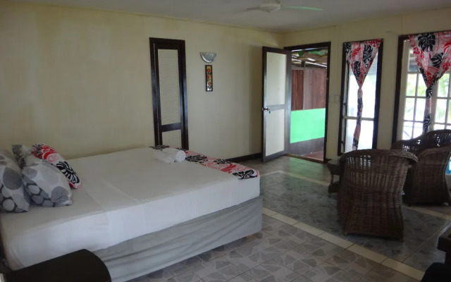 Va-i-moana Seaside Lodge