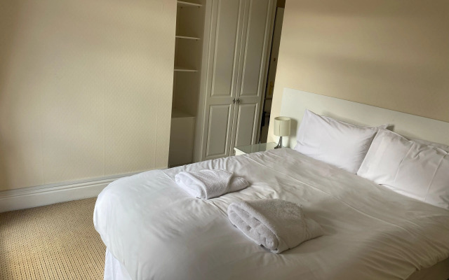 Victoria Hotel Menai Bridge