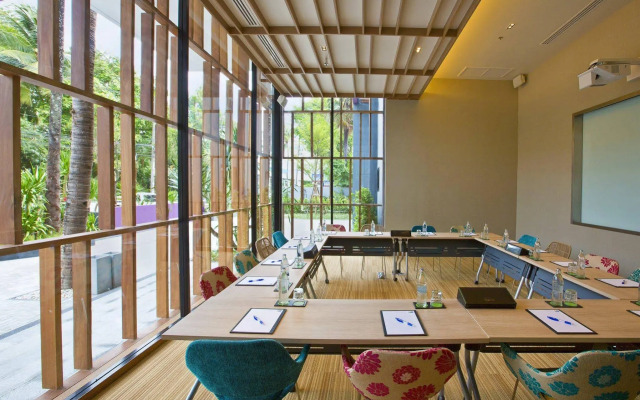 Holiday Inn Express Phuket Patong Beach Central by IHG