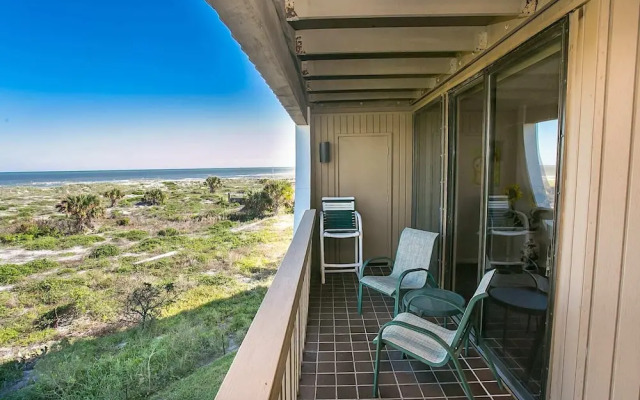 Oceanfront Luxury: 2BR Condo, St. Augustine