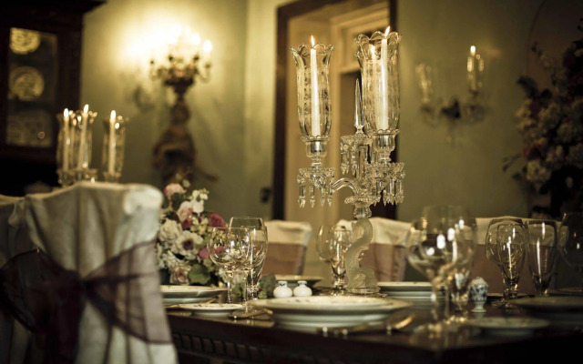 Graycliff Hotel And Restaurant