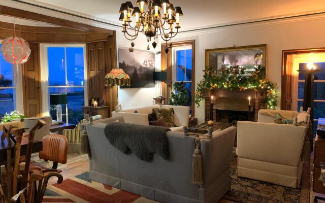 Locanda on the Weir