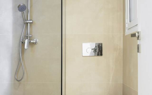 Deluxe Apartment in Kallithea