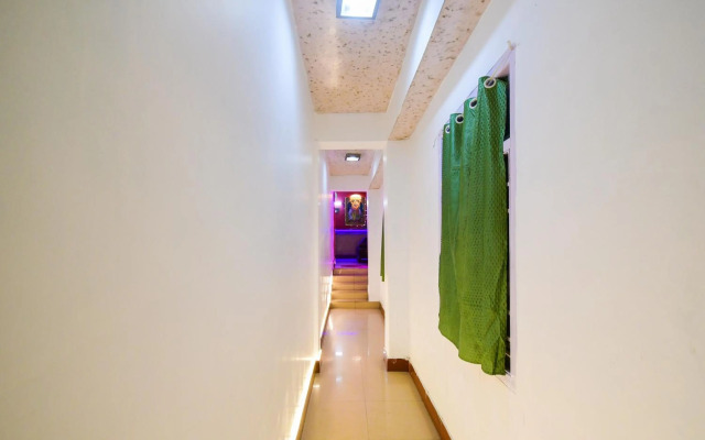 Capital O 89403 Hotel Twins Peak