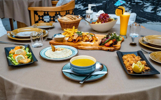 Luxe Grand Hotel Apartments
