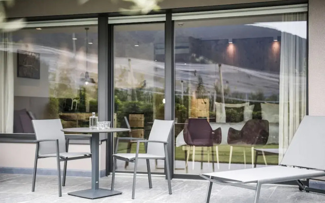 Vinea - Suites & Apartments