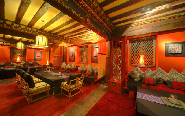 Banyan Tree Ringha