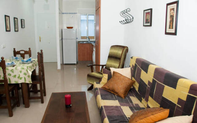 Apartamentos Conil Alquila