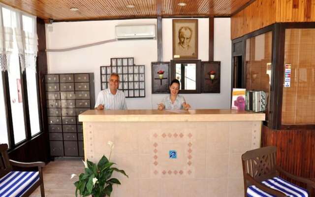 Jarra Hotel