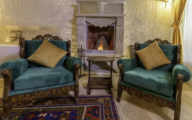Helen Cave Suites