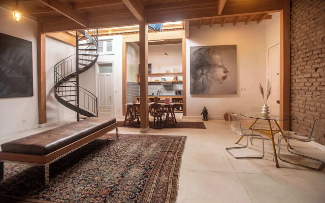 Great Villa in Barranco by Wynwood House