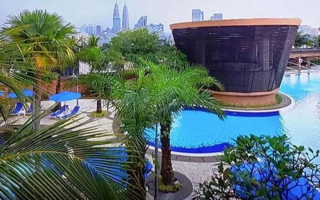 KL Grand Service Suite at Times Square