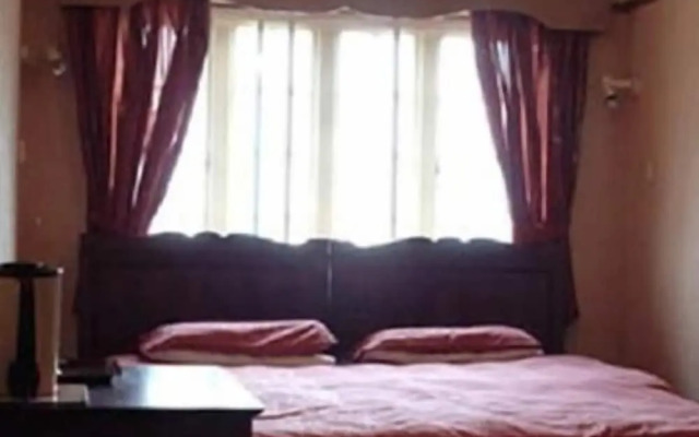 The Fox & Hounds Hotel