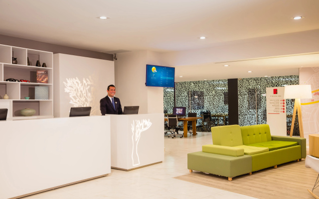 Fiesta Inn Express Perinorte