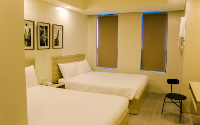 Mabolo Royal Hotel