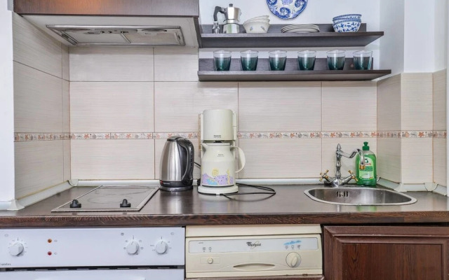 FM Deluxe 1-BDR Apaprtment - Elegant & Authentic