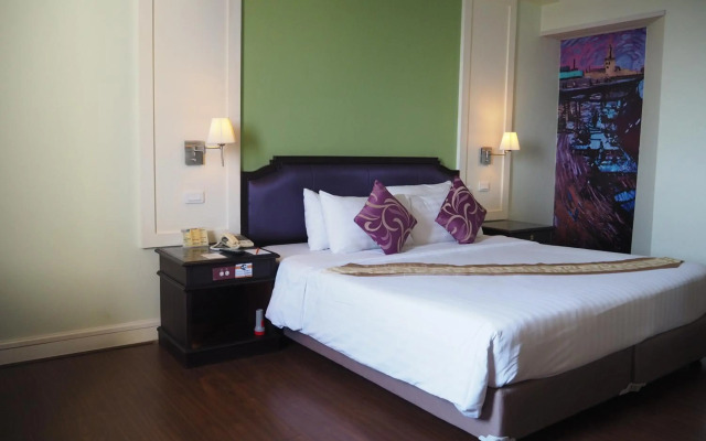 Charoenthani Khonkaen Hotel
