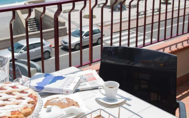 La Sirena Bed & Breakfast