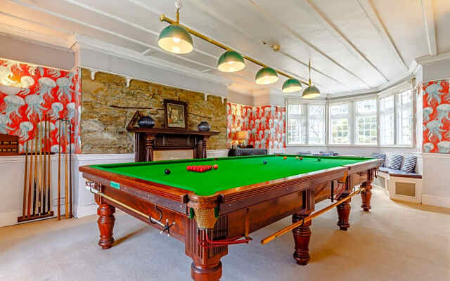 Pendennis Lodge