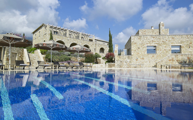 Anaxo Resort