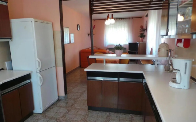 Apartments with a parking space Valbandon, Fazana - 15386