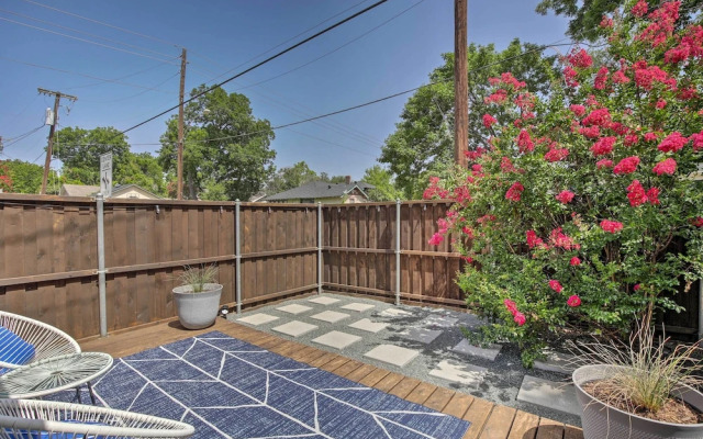 4 Mi to Dtwn: Dallas Gem w/ Furnished Patio
